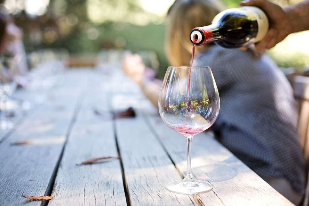 wine, free wallpaper, glass-1952051.jpg