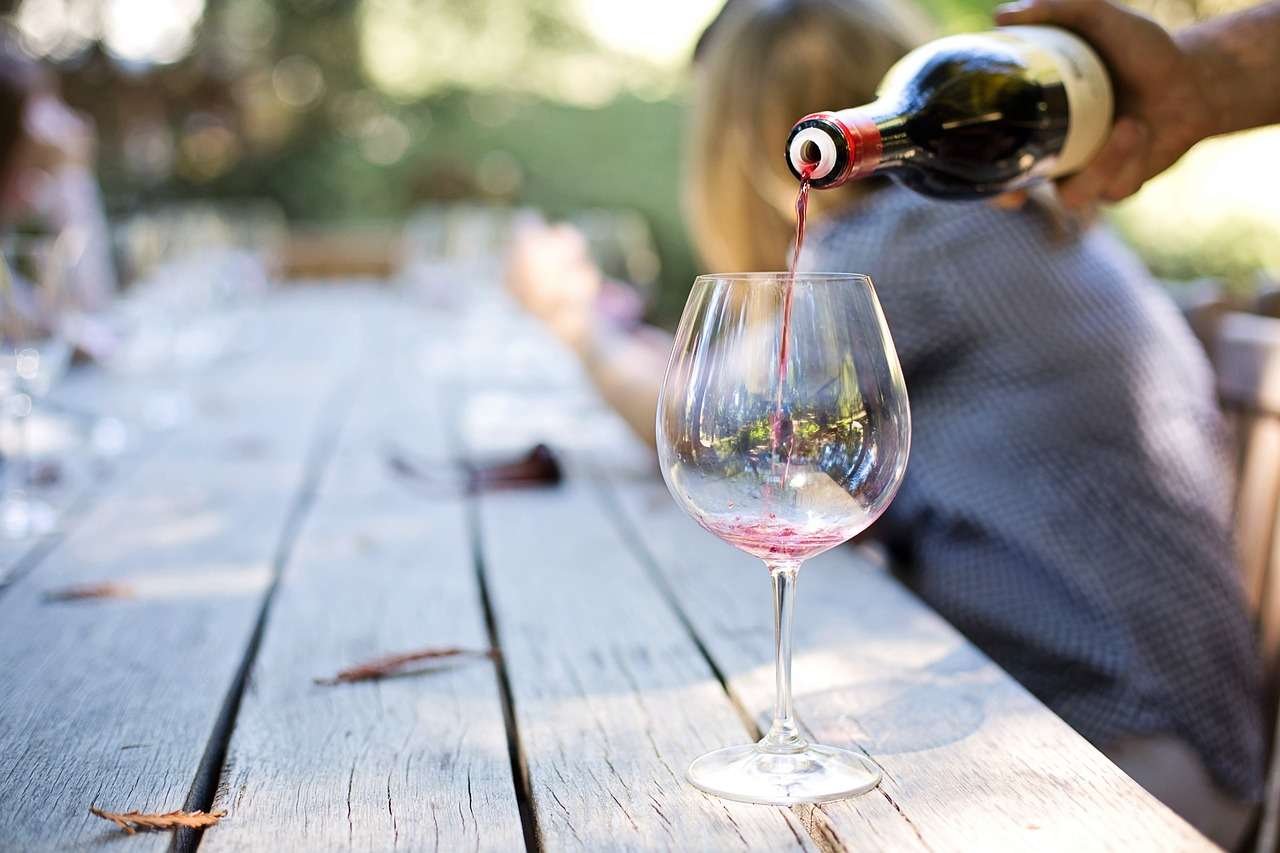 wine, free wallpaper, glass-1952051.jpg